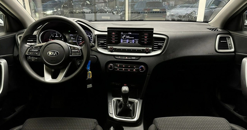 Kia Ceed cena 46500 przebieg: 156252, rok produkcji 2020 z Tczew małe 781